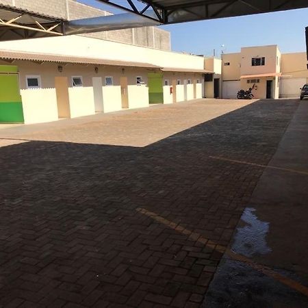Motel& Hotel Ape Goiania !!! Zewnętrze zdjęcie