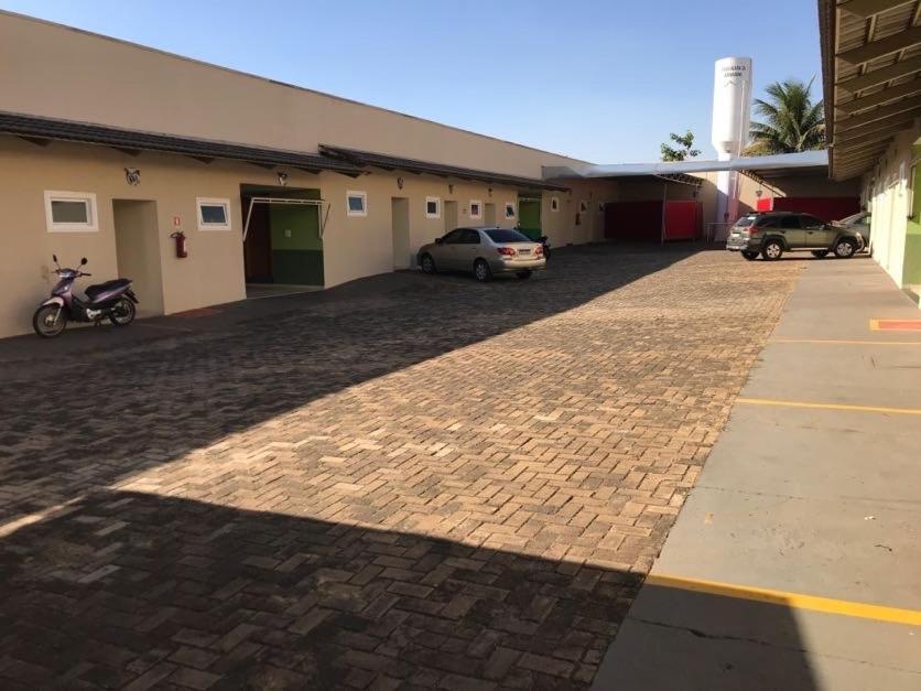 Motel& Hotel Ape Goiania !!! Zewnętrze zdjęcie