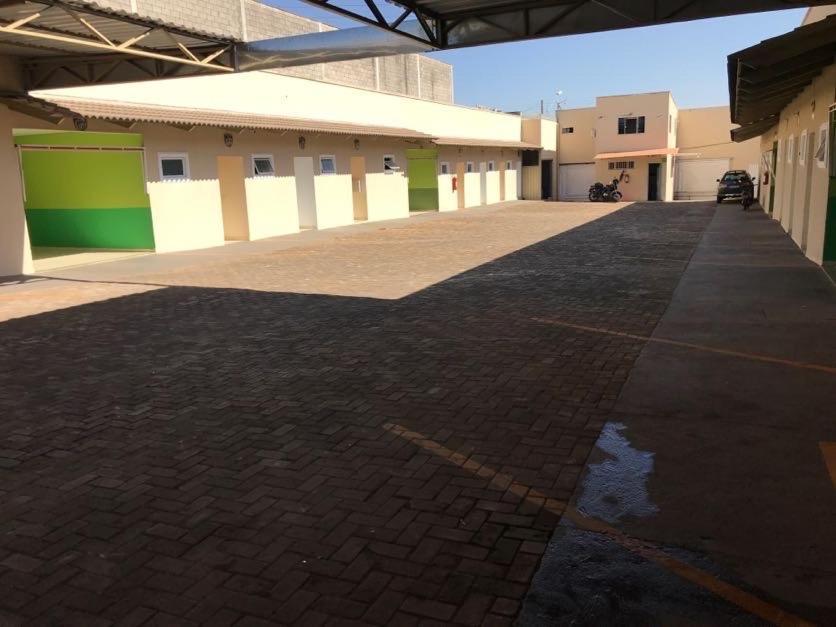 Motel& Hotel Ape Goiania !!! Zewnętrze zdjęcie