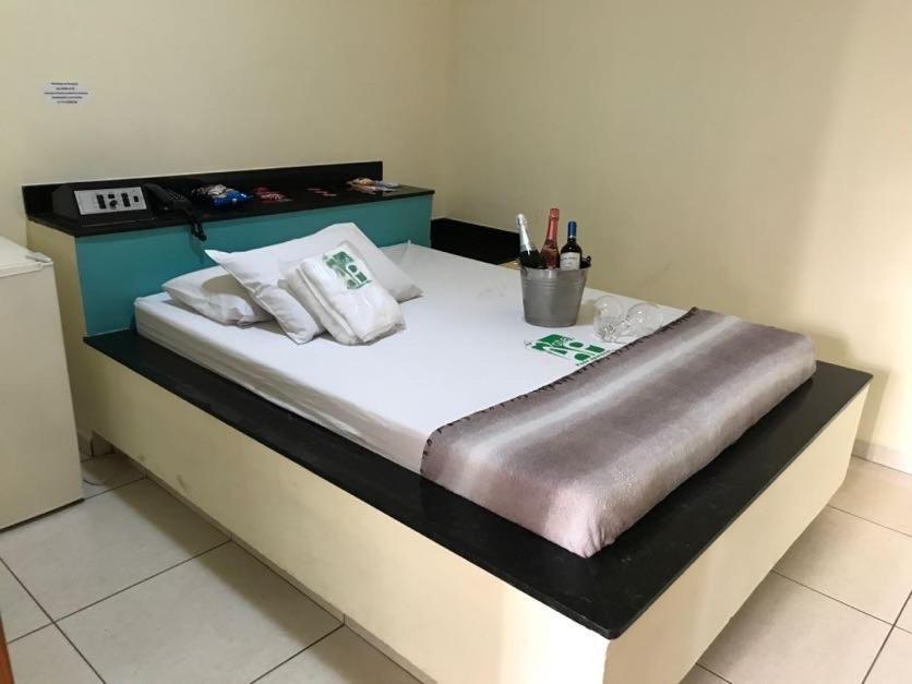 Motel& Hotel Ape Goiania !!! Zewnętrze zdjęcie